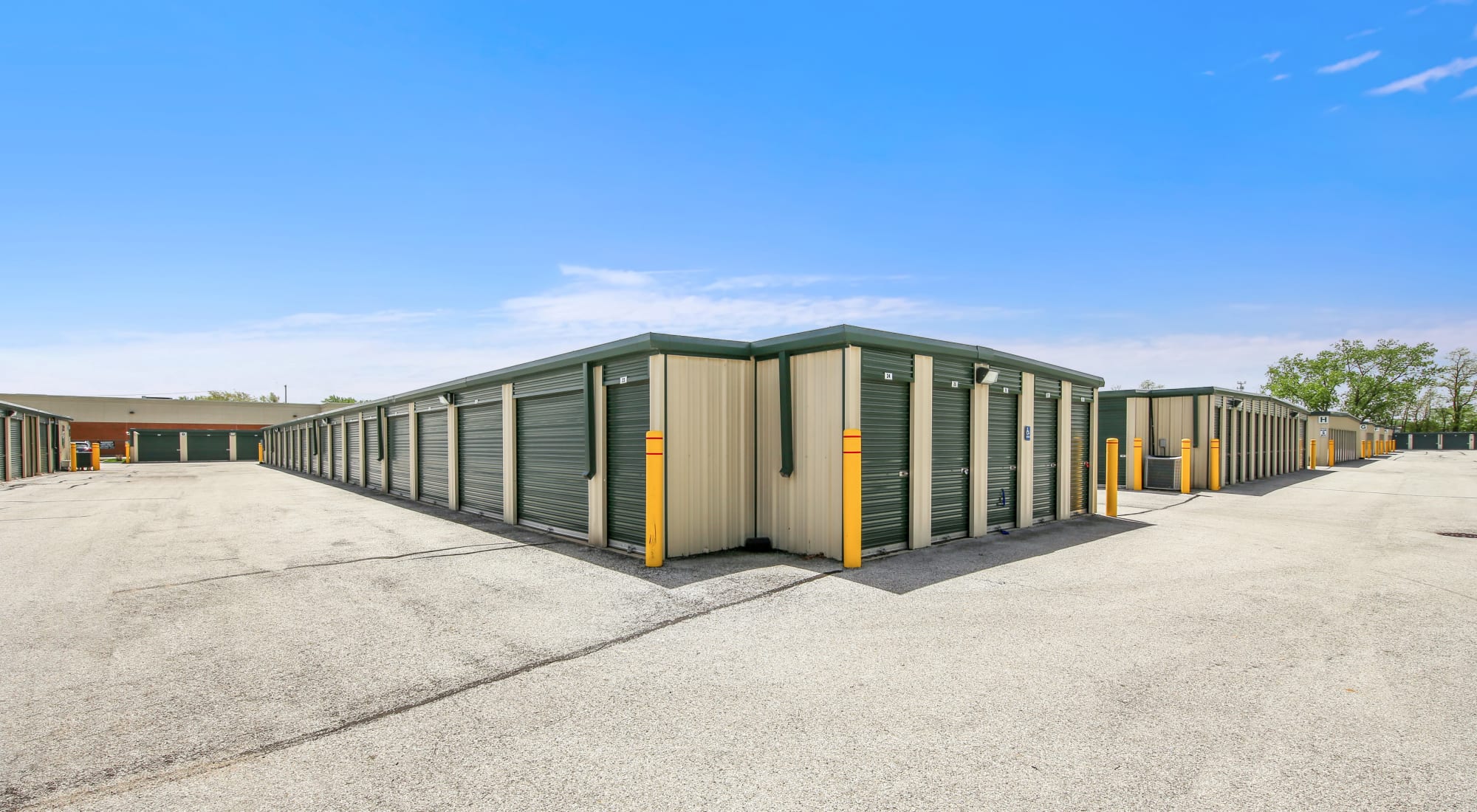 How a CMMS Benefits Self-Storage Companies